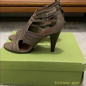 Gianni Bini high heeled sandal